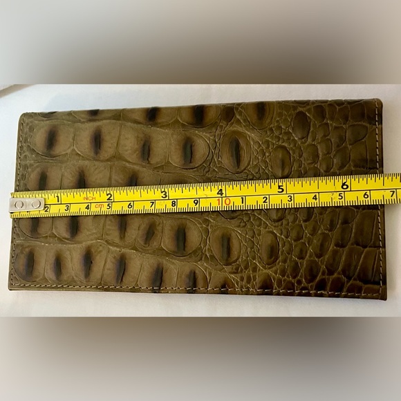 Brahmin Olive Crocodile Embossed Wallet Set - Picture 7 of 15